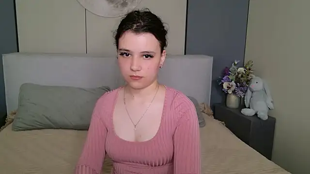Pauline Heaven online show from 07.05.26