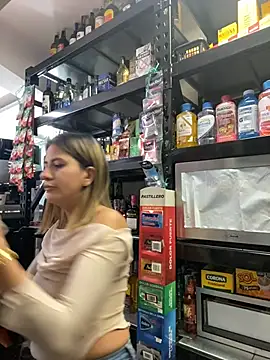 Andrea18 blonde online show from 02.18.26