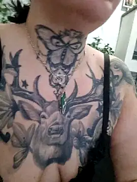 CannabisQueenn online show from 11.12.25