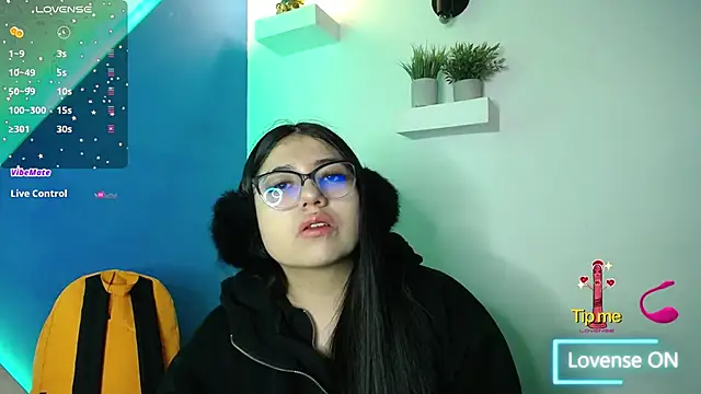 Snapshot of sweety_ashly chatting on 02.14.25 sweety ashly online show from 02.14.25