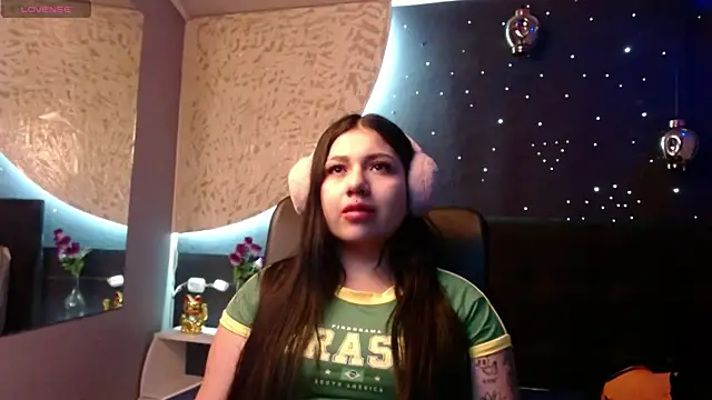 Snapshot of sweety_ashly chatting on 02.28.25 sweety ashly online show from 02.28.25