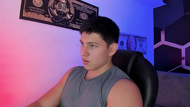 JamesCr  online show from 09.30.25