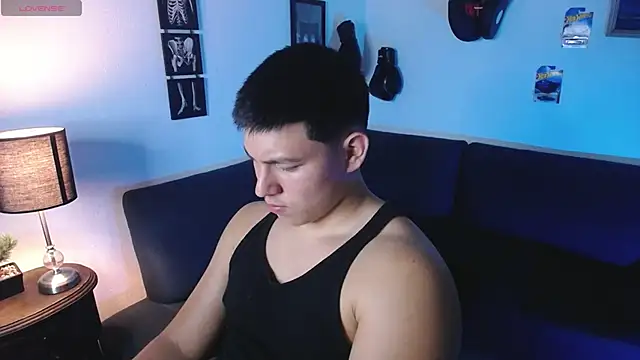 JamesCr  online show from 03.12.26