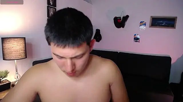 JamesCr  online show from 03.15.26