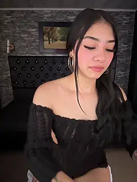 Snapshot of TayylorSexx chatting on 06.20.26 TayylorSexx online show from 06.20.26