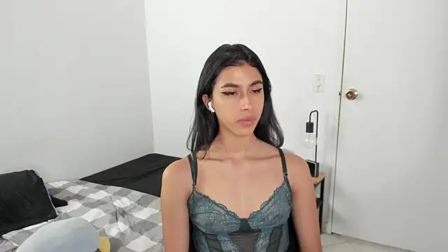 Mazikeen  18 online show from 04.02.26