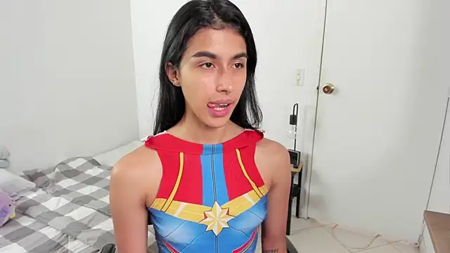 Mazikeen  18 online show from 04.13.26