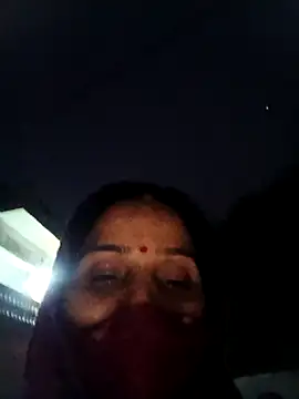 Snapshot of Sumann99 chatting on 02.05.25 Sumann99 online show from 02.05.25