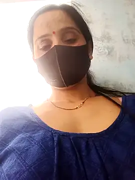 Snapshot of Sumann99 chatting on 03.05.25 Sumann99 online show from 03.05.25