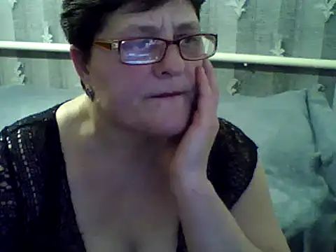Snapshot of ElzaJewel chatting on 03.02.25 ElzaJewel online show from 03.02.25
