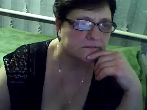 Snapshot of ElzaJewel chatting on 03.20.25 ElzaJewel online show from 03.20.25