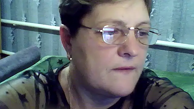 Snapshot of ElzaJewel chatting on 09.11.25 ElzaJewel online show from 09.11.25