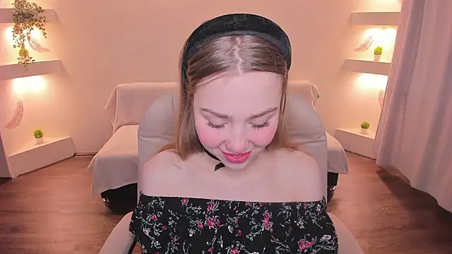 YourMegan online show from 03.02.26