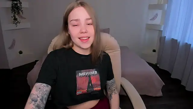 YourMegan online show from 04.13.26