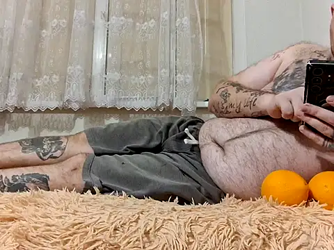 Snapshot of vitek1110 chatting on 11.27.25 vitek1110 online show from 11.27.25