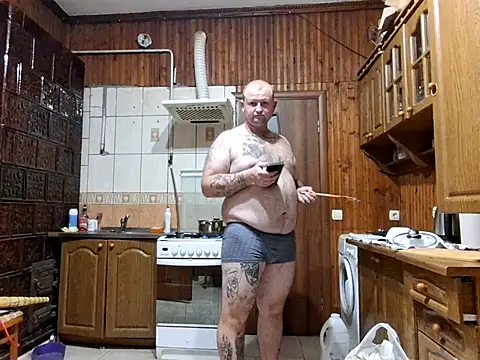 Snapshot of vitek1110 chatting on 12.01.25 vitek1110 online show from 12.01.25