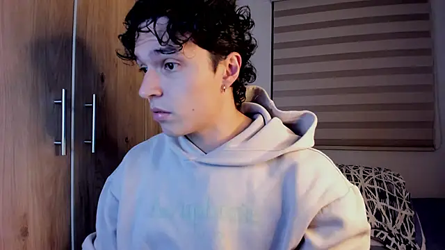 Snapshot of Mastrangelo_xxx chatting on 02.07.26 Mastrangelo xxx online show from 02.07.26