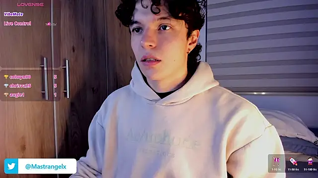 Snapshot of Mastrangelo_xxx chatting on 03.05.26 Mastrangelo xxx online show from 03.05.26