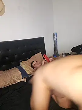 liamlara online show from 10.05.25