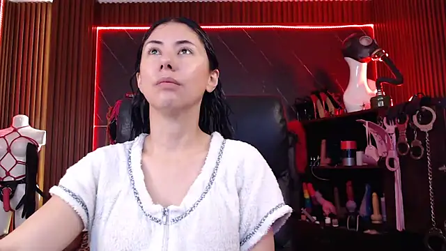 XiaQueen online show from 09.22.25