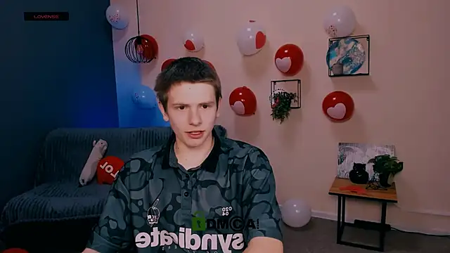 Snapshot of jimmie_hot chatting on 02.19.25 jimmie hot online show from 02.19.25