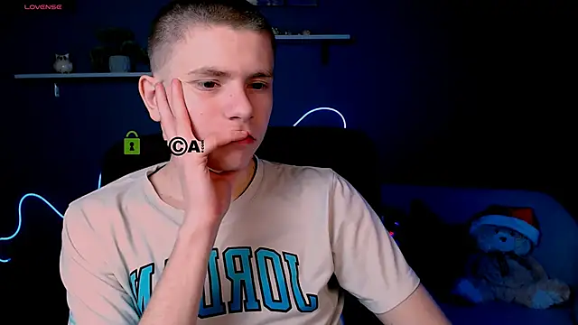 Snapshot of jimmie_hot chatting on 02.21.25 jimmie hot online show from 02.21.25