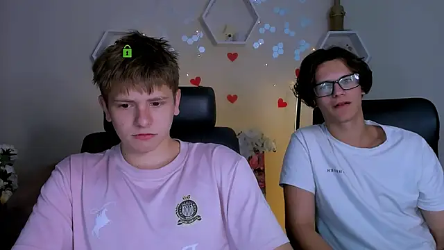 Snapshot of jimmie_hot chatting on 09.17.25 jimmie hot online show from 09.17.25