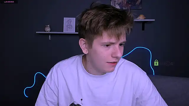 Snapshot of jimmie_hot chatting on 09.28.25 jimmie hot online show from 09.28.25