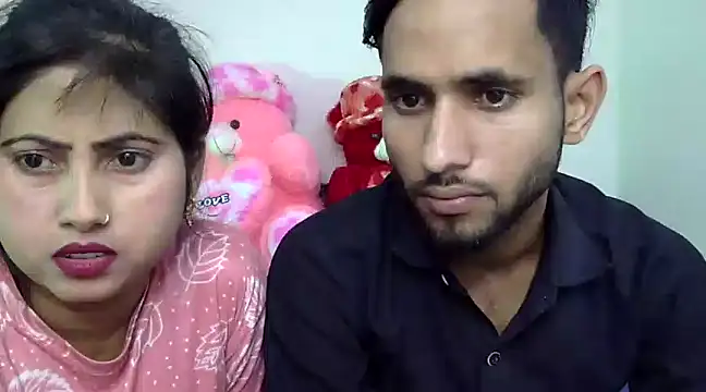 Snapshot of Queen_Couple chatting on 02.27.25 Queen Couple online show from 02.27.25