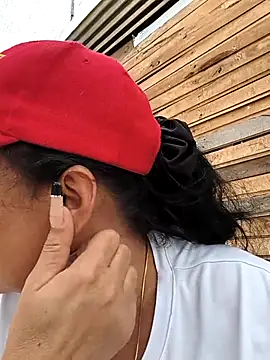 Snapshot of thefuckingowneroftits chatting on 02.20.26 thefuckingowneroftits online show from 02.20.26