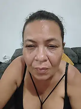 Snapshot of thefuckingowneroftits chatting on 07.19.26 thefuckingowneroftits online show from 07.19.26