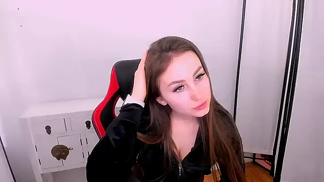 DonnaCam online show from 02.21.25