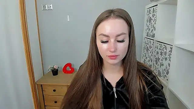 DonnaCam online show from 09.20.25