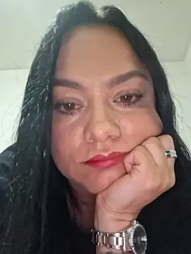 Snapshot of SARAI_523 chatting on 11.04.25 SARAI 523 online show from 11.04.25