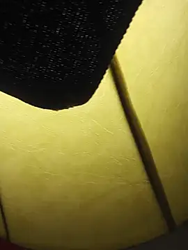 Snapshot of aleds17668 chatting on 02.05.26 aleds17668 online show from 02.05.26