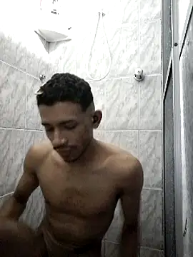 Mineirinho043 online show from 03.18.25