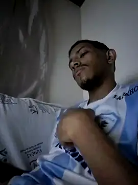 Mineirinho043 online show from 03.19.25