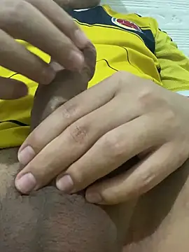 Eduardo08000 online show from 03.20.25