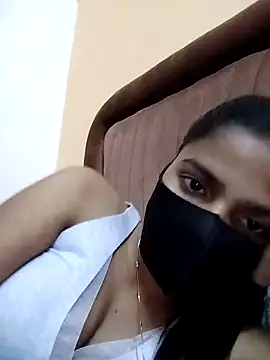 Snapshot of fuungirl38 chatting on 03.27.26 fuungirl38 online show from 03.27.26