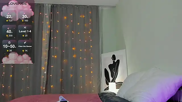 Mia Luw online show from 03.10.25