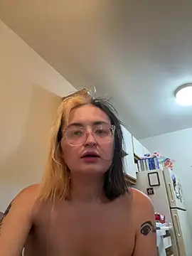 Stitch132 online show from 07.12.26