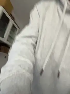 Snapshot of Celine_Roxelle chatting on 12.17.25 Celine Roxelle online show from 12.17.25