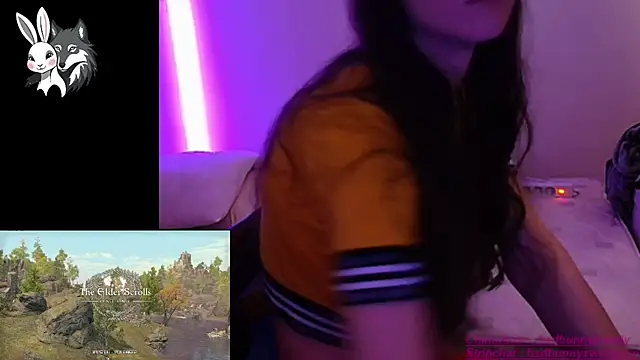 Snapshot of BadBunnyXWolfyLive chatting on 10.05.25 BadBunnyXWolfyLive online show from 10.05.25