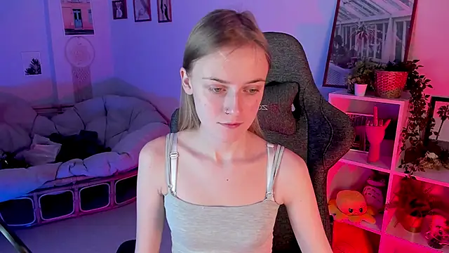 KiraMontoya online show from 03.07.25