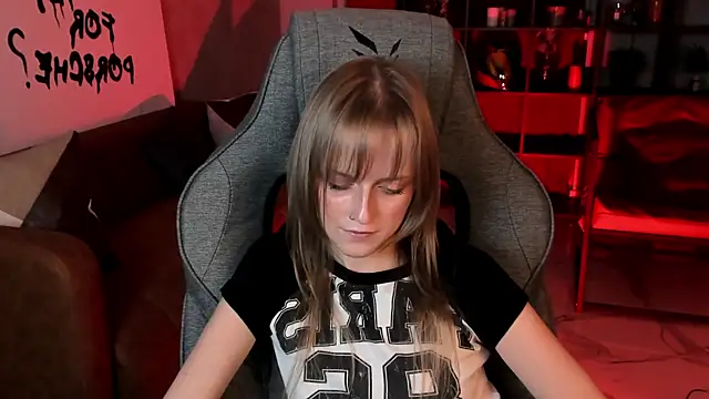 KiraMontoya online show from 09.30.25