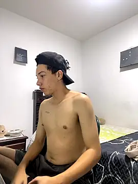 Snapshot of Gadiel_Sex chatting on 10.09.25 Gadiel Sex online show from 10.09.25