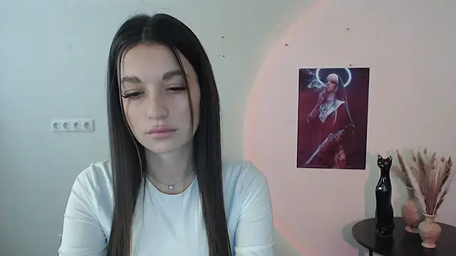 Snapshot of Eva_Eldis chatting on 02.25.25 Eva Eldis online show from 02.25.25