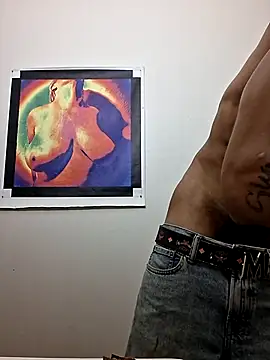 Snapshot of Locdawgg11 chatting on 09.15.25 Locdawgg11 online show from 09.15.25