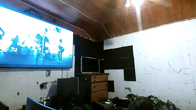 nuttyking2022 online show from 11.04.25