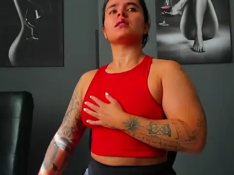 karlyjons12 online show from 02.04.26